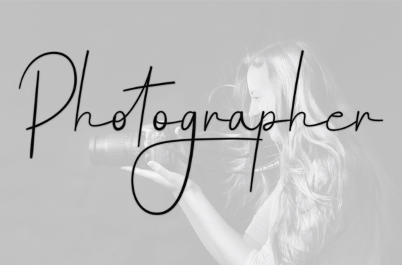 Photographer: The Handwritten Typeface That Elevates Campaign Creativity
